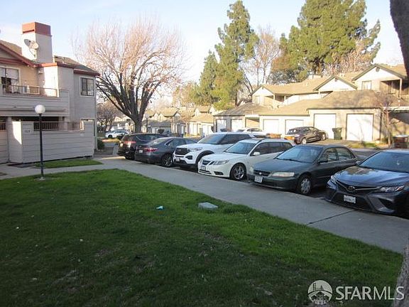 3rd image of 3 Lancaster Cir APT 211