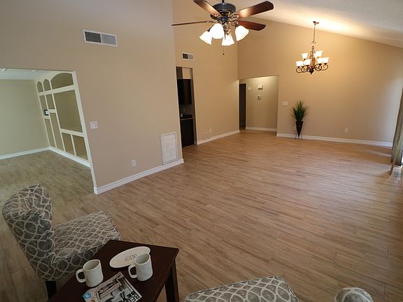 2nd image of 1806 Frank Sinatra Pl