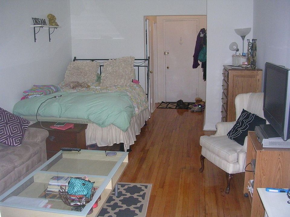1st image of 412 E 81st St #B4