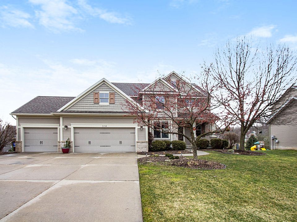 1st image of 314 Cypress Trail Dr SE