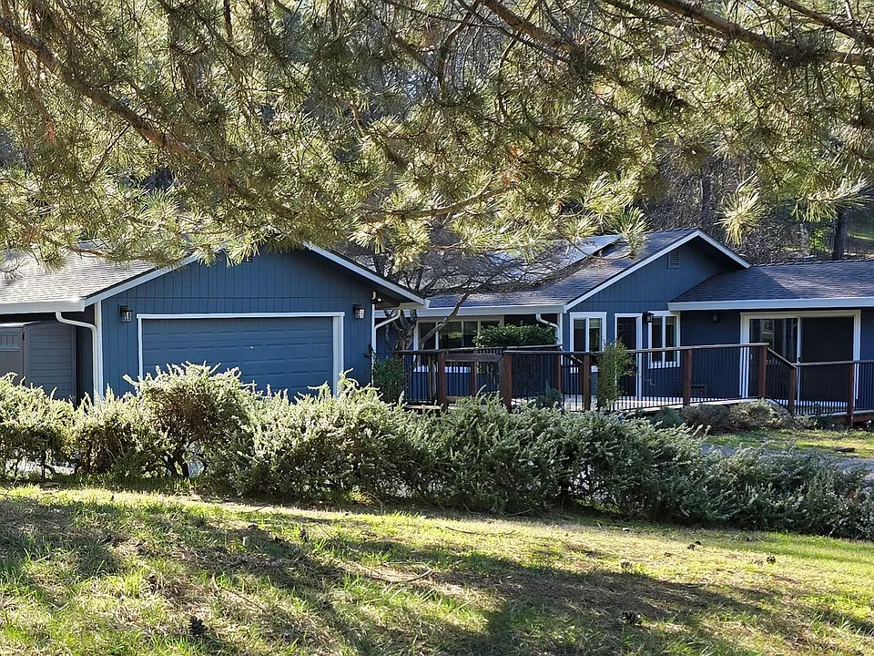 11037 Sycamore Ct