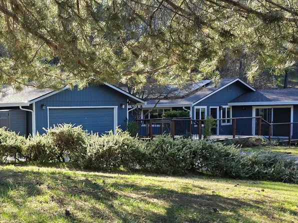 11037 Sycamore Ct, Auburn, CA 95602