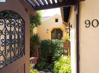 90 Stratford Rd, Kensington, CA 94707