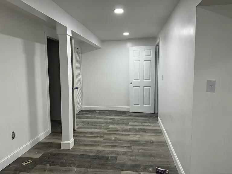 96 Neill Dr — Photo 6