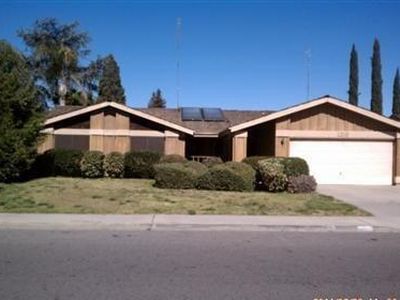 1216 W Evans Avenue, Visalia, CA, 93277