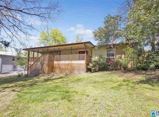 1840 Canyon Rd, Vestavia Hills, AL 35216