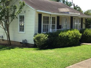 530 W Cross St, Benton, AR 72015