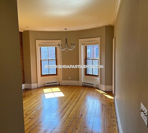2nd image of 127 Pembroke St APT 5