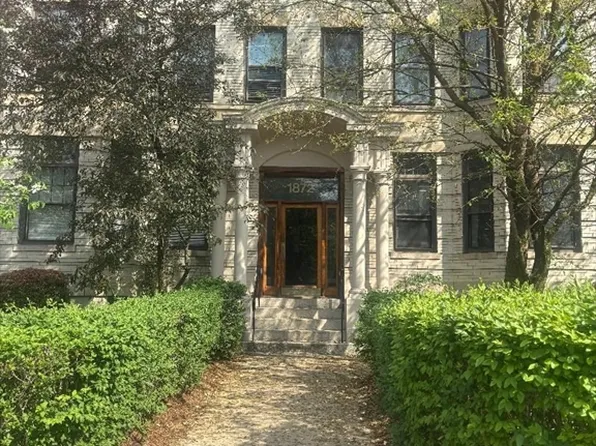 1872 Commonwealth Ave APT 15, Brighton, MA 02135