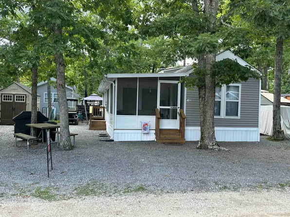 515 Corson Tavern Rd #F, Ocean View, NJ 08230