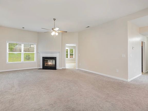 3rd image of 1243 Chapmans Retreat Dr