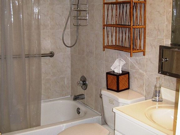 3rd image of 9200 Fontainebleau Blvd APT 102