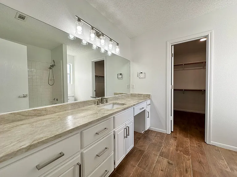 4403 Tidal Wave Dr — Photo 18