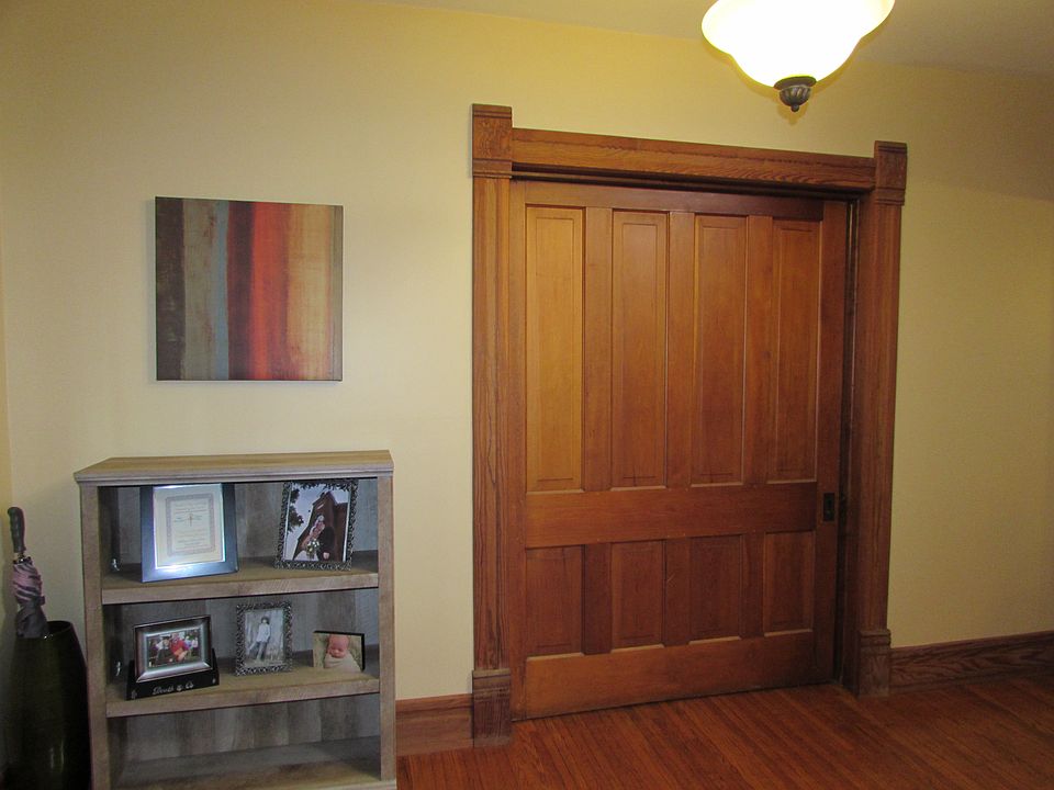 1st image of 648 Wallace Ave