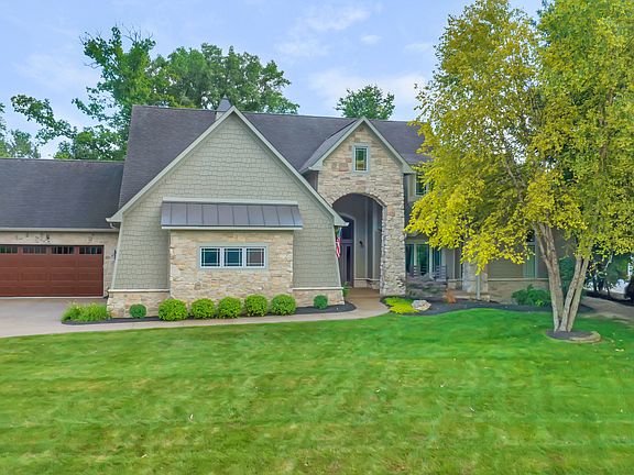 2nd image of 10240 Springstone Rd