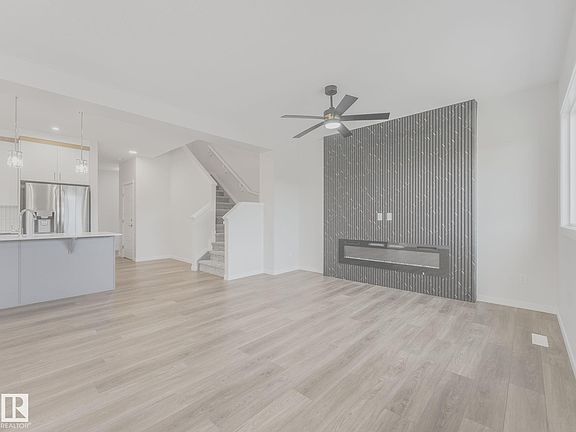 5th image of 20723 24th Ave NW