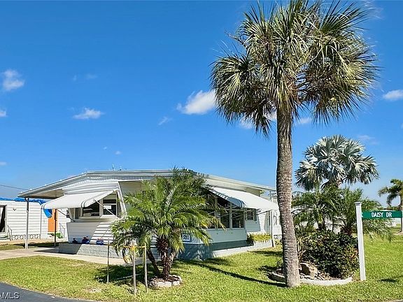3rd image of 591 Daisy Dr