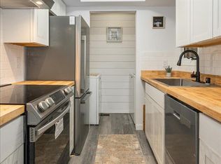 7270 Huntsman Cir #D-1, Anchorage, AK 99518