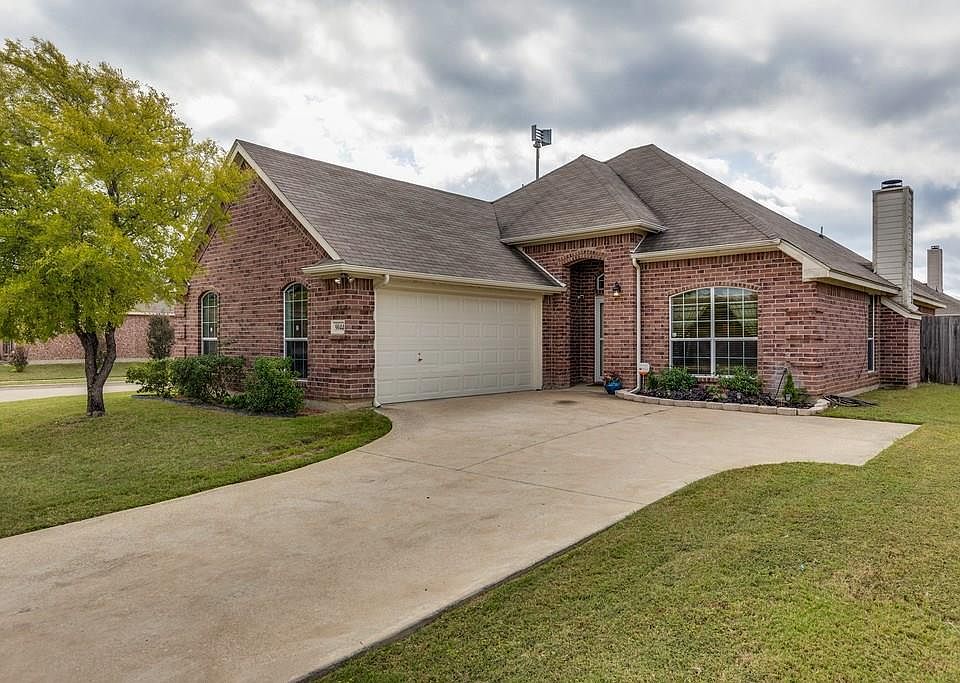1st image of 9044 Winding River Dr