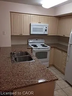 51 Lower Simcoe St #802 — Photo 5