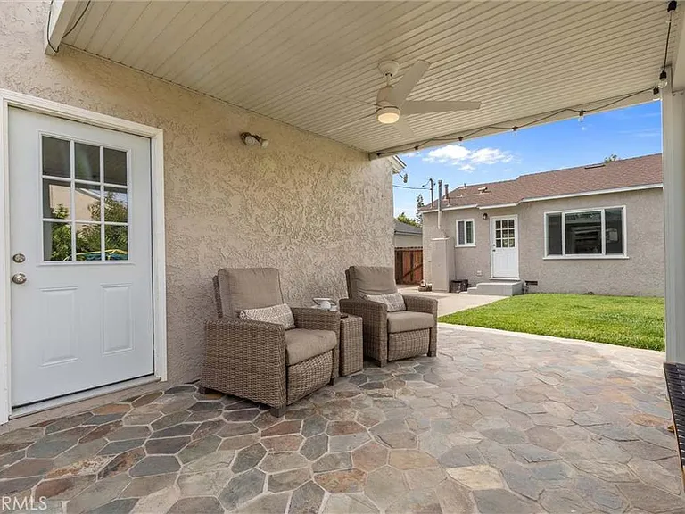 2902 Loomis St — Photo 14