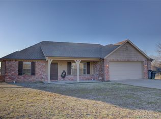 9902 N Osage Dr, Sperry, OK 74073