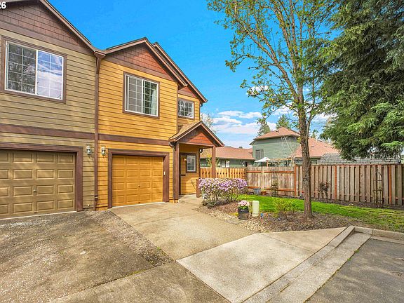 2nd image of 435 SW 149th Ter