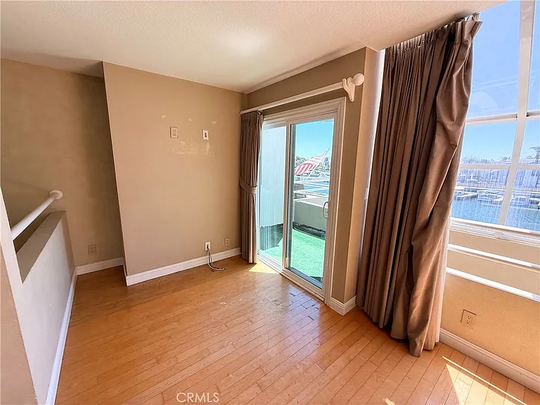 3382 Tempe Dr — Photo 9