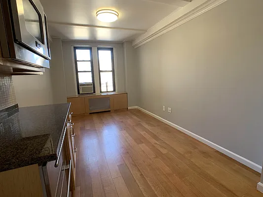 Rented by Tourma Realty LLC | media 40