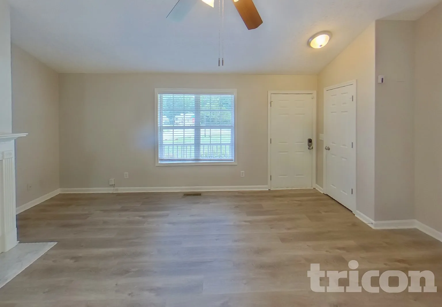 7602 Autumn Breeze Douglasville GA — Photo 3
