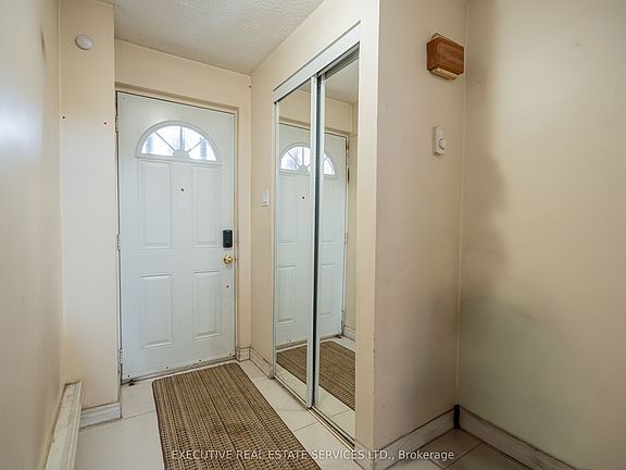 4th image of 25 Briar Path