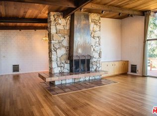 19847 Horseshoe Dr, Topanga, CA 90290