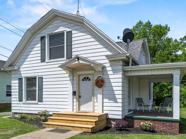 108 S Mountain St, Lagrange, IN 46761