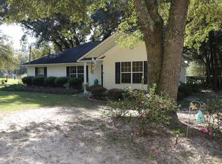 413 Leahs Row Rd, Ambrose, GA 31512