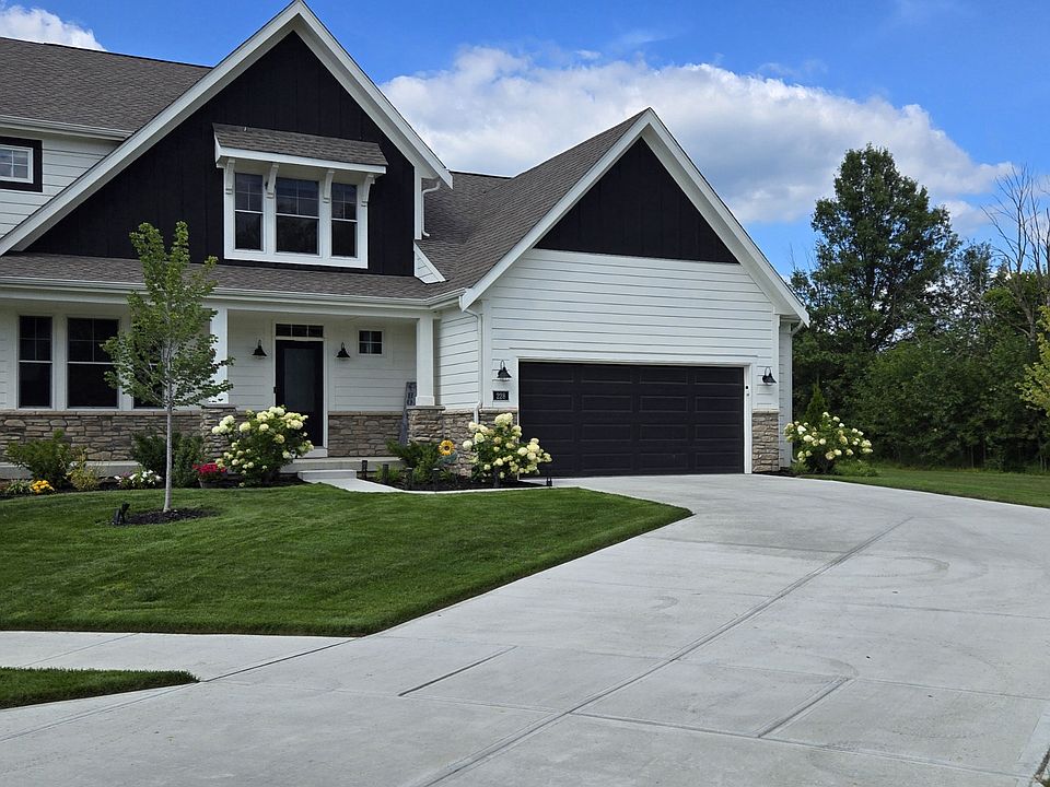 1st image of 228 Oakhurst Way