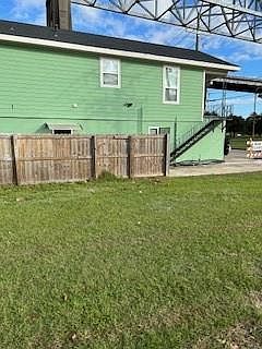 3rd image of 1725 Nunez St