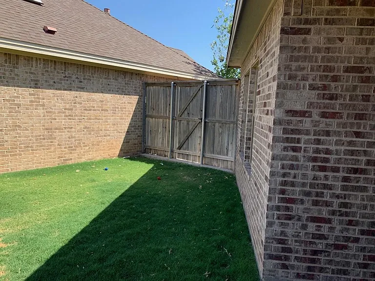 54 Ivy Ct — Photo 16