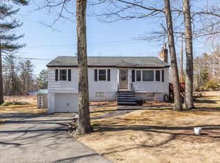 7 London Rd, Derry, NH 03038