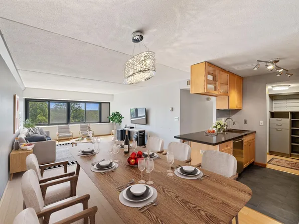 1920 S 1st St APT 306, Minneapolis, MN 55454