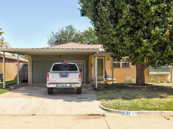 707 Crestmoor Dr, Moore, OK 73160