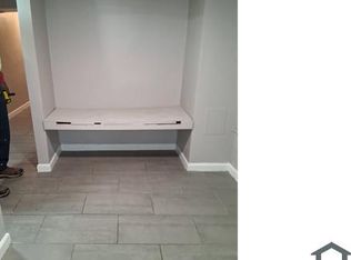 5664 Montgomery Rd #7, Cincinnati, OH 45212