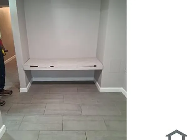 5664 Montgomery Rd #7, Cincinnati, OH 45212