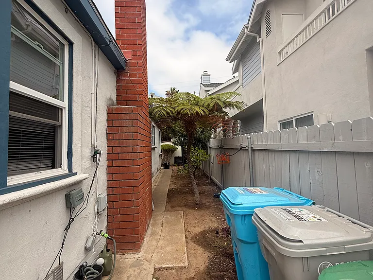 2056 Reed Ave — Photo 19
