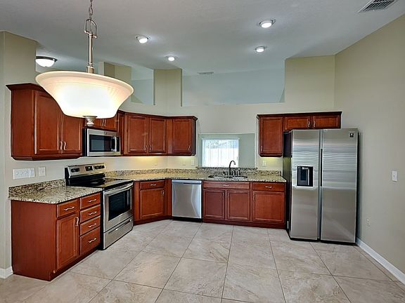 5th image of 2525 Bobby Lee Ln