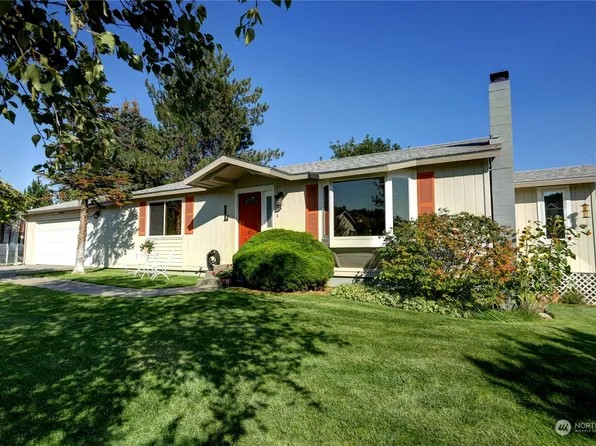 433 Hillcrest Circle Drive, Omak, WA 98841