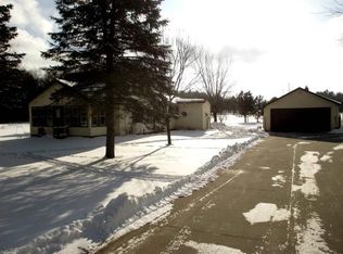 692 Ranger Rd, Nekoosa, WI 54457