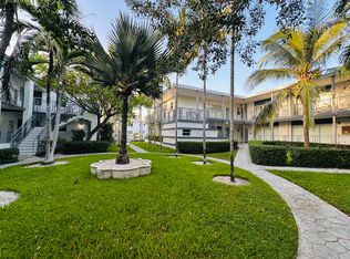 948 Bay Dr #7, Miami Beach, FL 33141