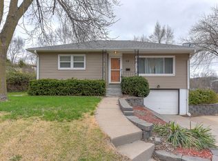 58 Happy Hollow Blvd, Council Bluffs, IA 51503