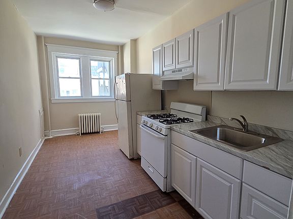 2nd image of 6215 Ventnor Ave