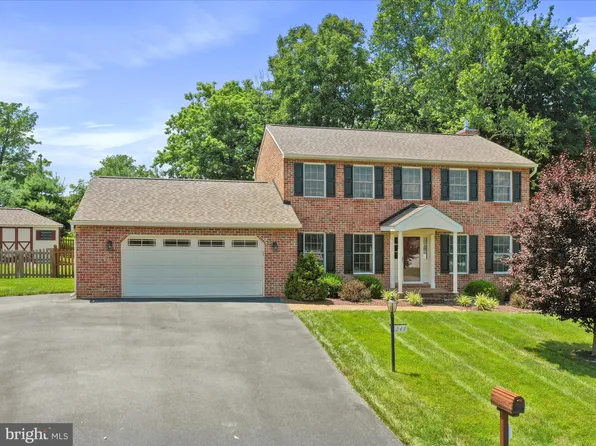 244 Montclair Ct, Hagerstown, MD 21742